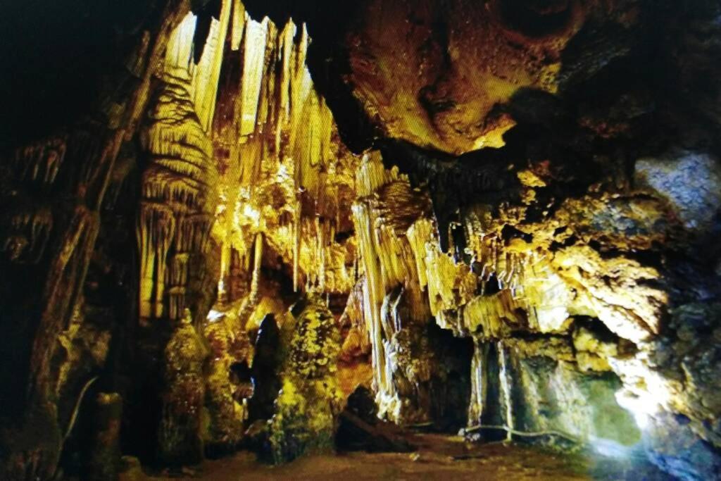 Ferula Romantica Mansarda Tra Fiumi E Montagne Sardegna Seùlo Exterior foto